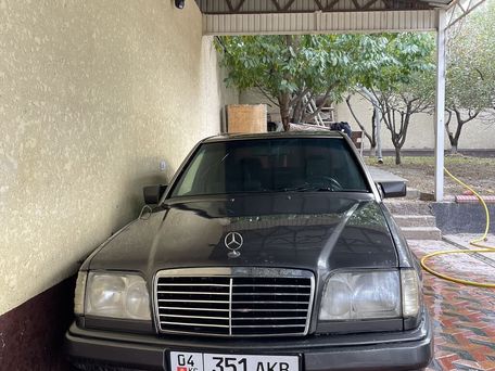 Mercedes-Benz E-Класс, 1993 — фото 4