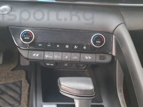 Hyundai Avante, 2021 — photo 8
