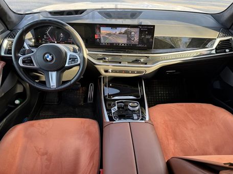 BMW X7, 2023 — photo 8