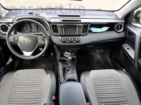 Toyota RAV4, 2017 — фото 6
