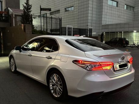 Toyota Camry, 2019 — сүрөт 8