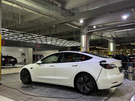 Tesla Model 3, 2021 — фото 3