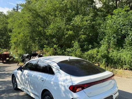 Kia K5, 2022 — photo 10