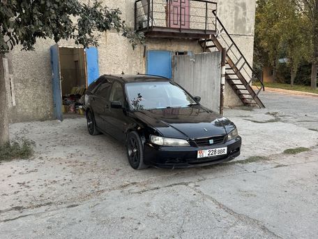 Honda Accord, 2000 — 照片 3