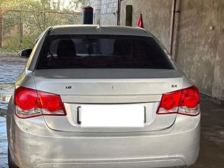 Chevrolet Cruze, 2010 — сүрөт 4