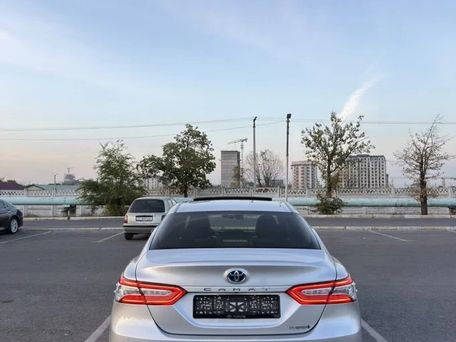 Toyota Camry, 2018 — сүрөт 3