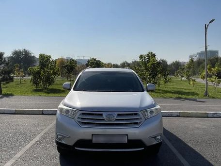 Toyota Highlander, 2011 — 照片 1