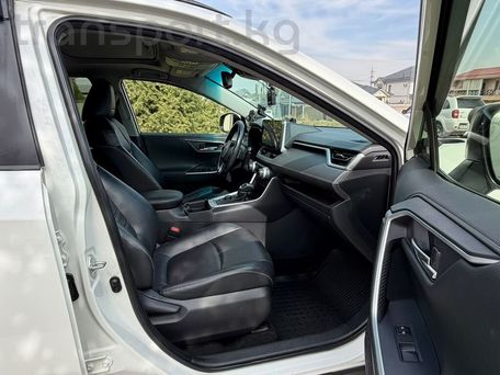 Toyota RAV4, 2019 — сүрөт 13