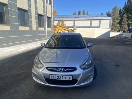 Hyundai Solaris, 2012 — сүрөт 1