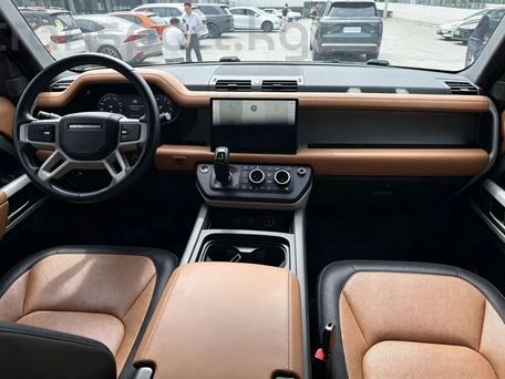 Land Rover Defender, 2024 — photo 6