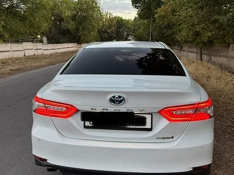 Toyota Camry, 2019 — сүрөт 2