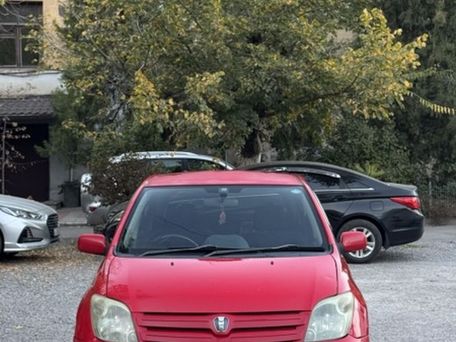 Toyota Ist, 2003 — сүрөт 1