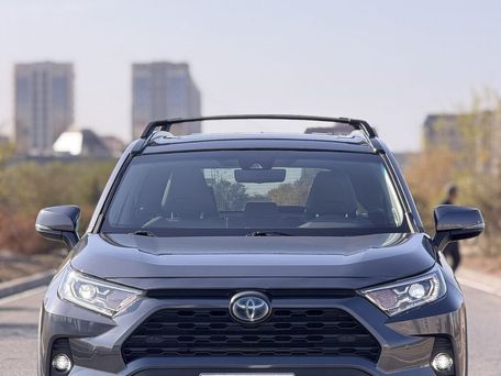 Toyota RAV4, 2021 — photo 3