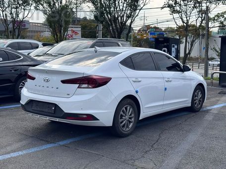 Hyundai Avante, 2019 — 照片 5