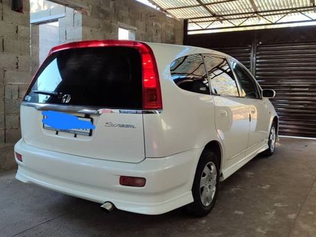 Honda Stream, 2002 — 照片 3