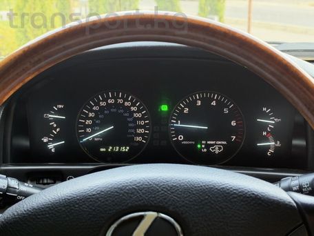 Lexus LX, 2004 — photo 9