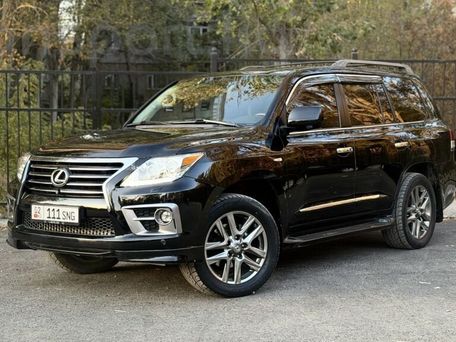 Lexus LX, 2010 — photo 2