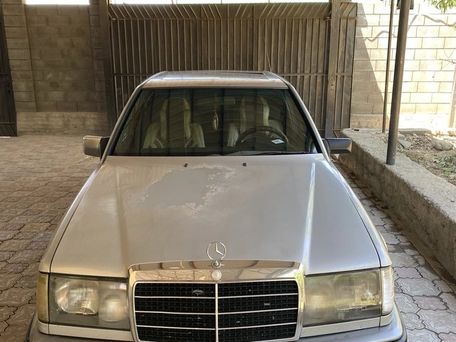 Mercedes-Benz W124, 1989 — сүрөт 3