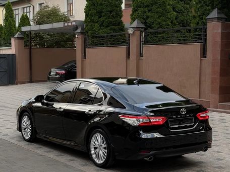 Toyota Camry, 2018 — сүрөт 4
