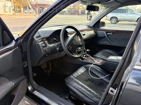 Mercedes-Benz E-Класс, 1999 — сүрөт 5