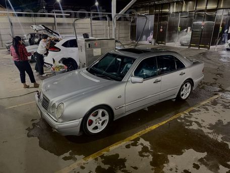 Mercedes-Benz E-Class, 1997 — photo 3