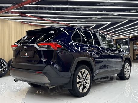 Toyota RAV4, 2020 — photo 11
