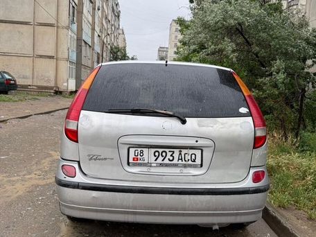 Nissan Almera Tino, 1999 — photo 3