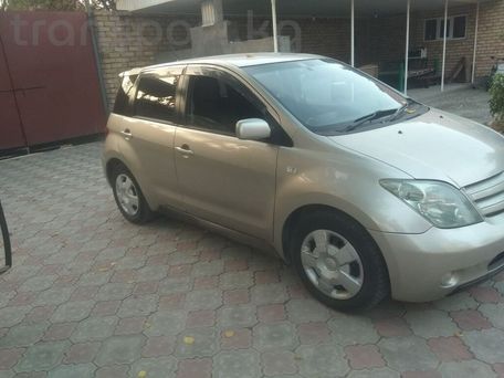 Toyota Ist, 2002 — сүрөт 3
