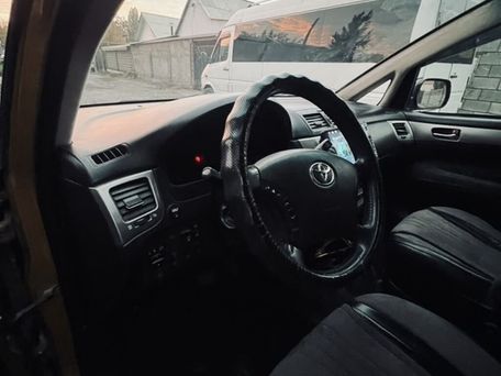 Toyota Ipsum, 2004 — photo 10
