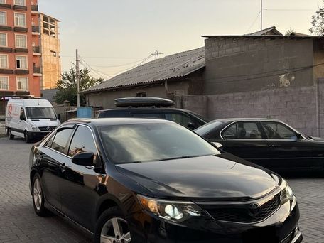 Toyota Camry, 2014