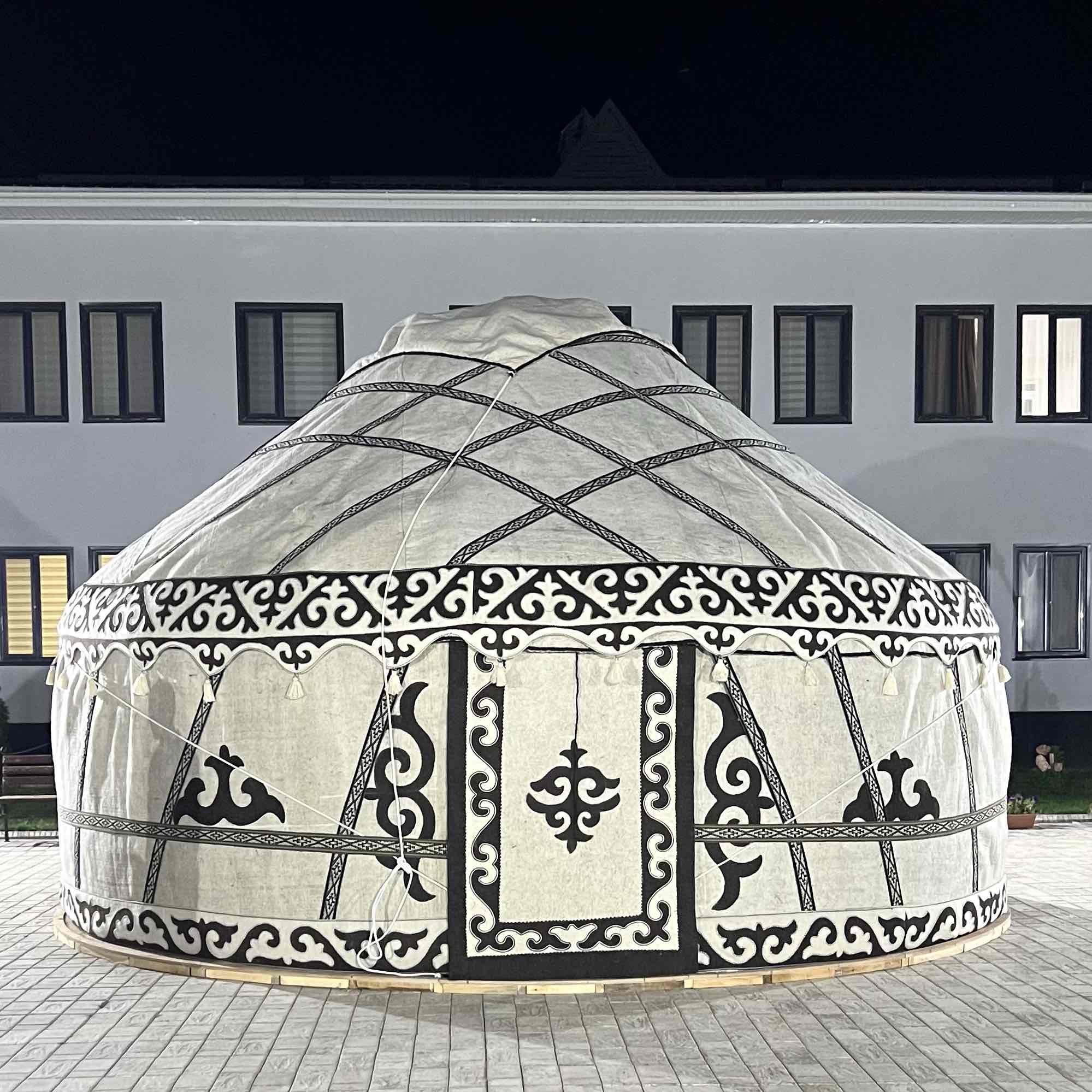 Боз уй. Юрта. Yurts.