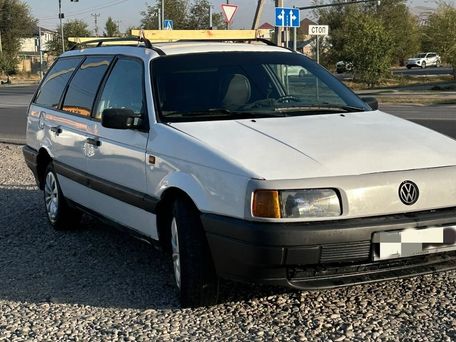 Volkswagen Passat, 1992 — фото 1