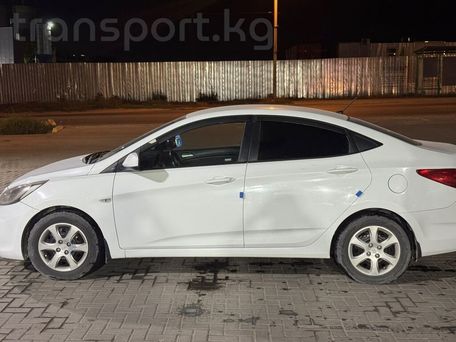 Hyundai Accent, 2013 — photo 3