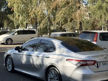 Toyota Camry, 2019 — сүрөт 5