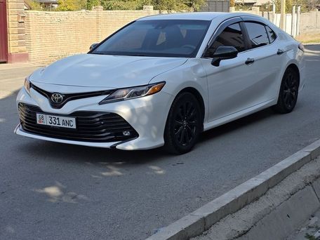 Toyota Camry, 2017 — photo 2