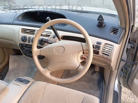Toyota Vista, 1999 — 照片 1