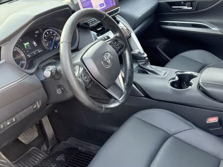 Toyota Venza, 2023 — photo 7