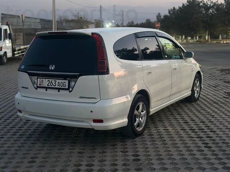 Honda Stream, 2004 — 照片 3