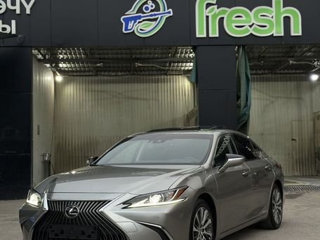 Lexus ES, 2019 — 照片 2
