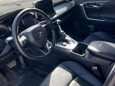 Toyota RAV4, 2025 — 照片 7