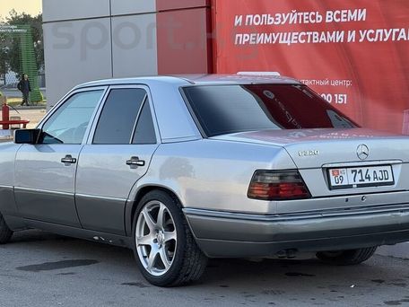 Mercedes-Benz E-Класс, 1994 — photo 5