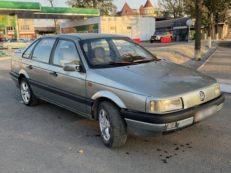 Volkswagen Passat, 1988 — 照片 5