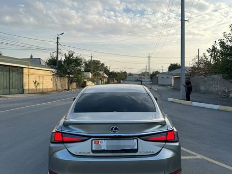 Lexus ES, 2021 — 照片 2