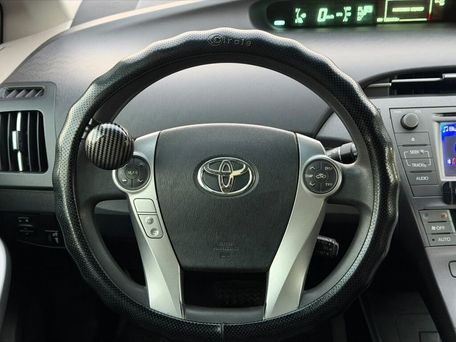 Toyota Prius, 2015 — фото 3
