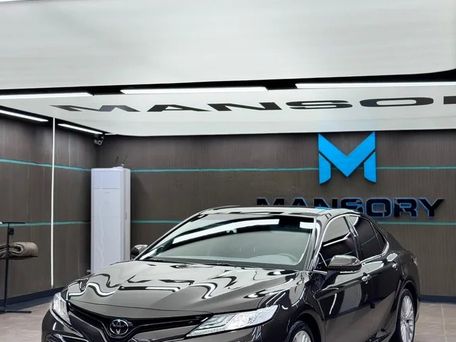 Toyota Camry, 2018 — 照片 2
