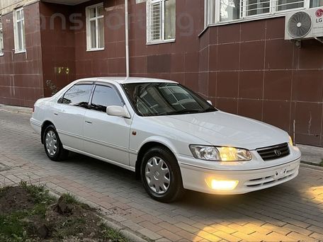 Toyota Camry, 2001 — сүрөт 1