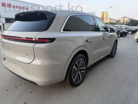 Li Auto (Lixiang) L6, 2024 — фото 5