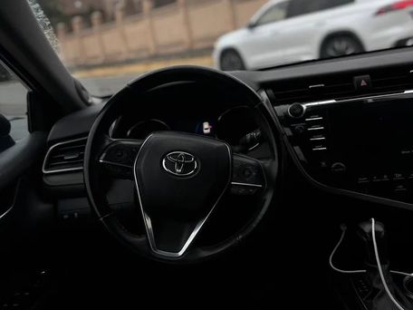 Toyota Camry, 2019 — фото 12
