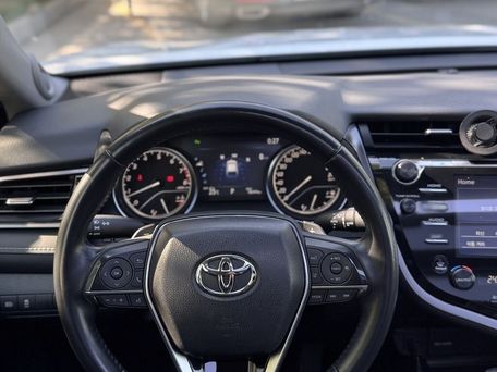 Toyota Camry, 2019 — фото 6