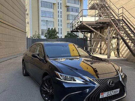 Lexus ES, 2020 — photo 2